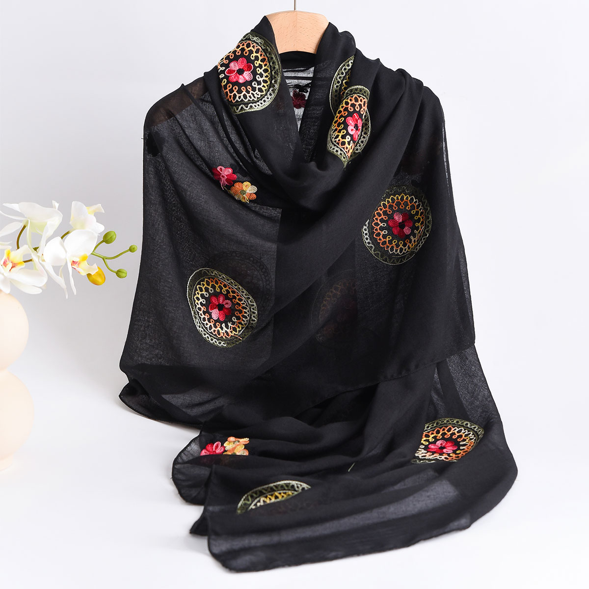 New Ethnic Fashion - Novedad de verano, bufanda bordada ligera