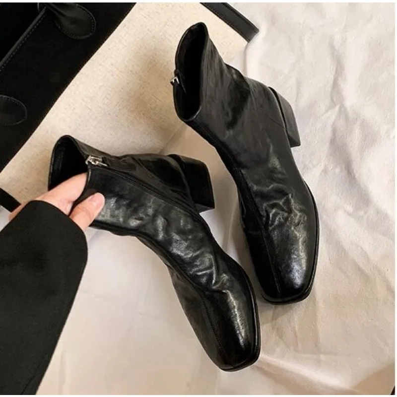Nuevos Zapatos de Mujer, Botin - New Ethnic Fashion reseña y precio